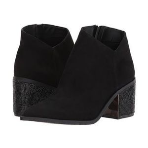 Kenneth Cole Reaction Cue The Music Ankle Bootie